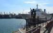 Фото Памятник жене моряка в Одессе 2