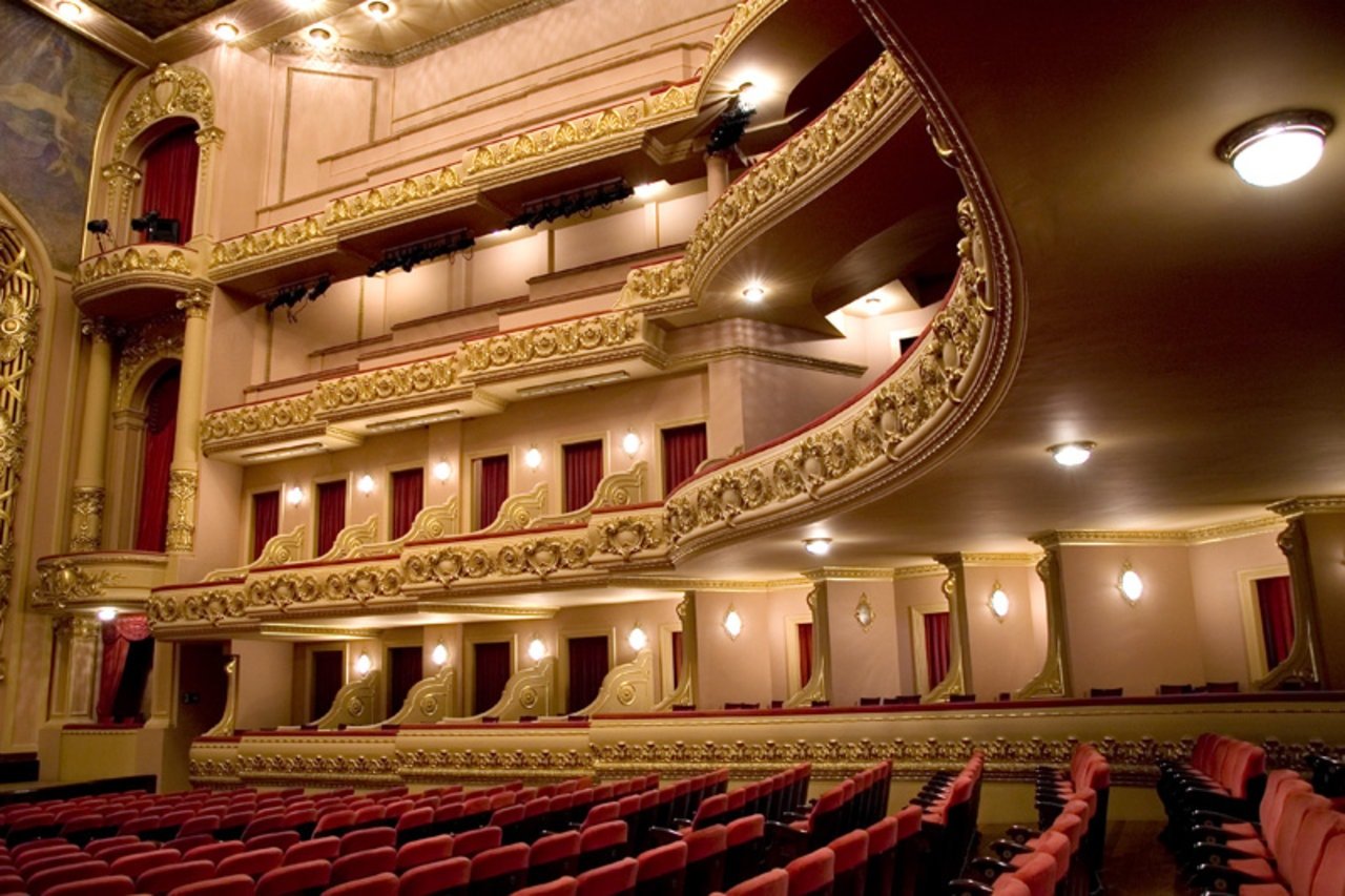 театр на литейном сцена