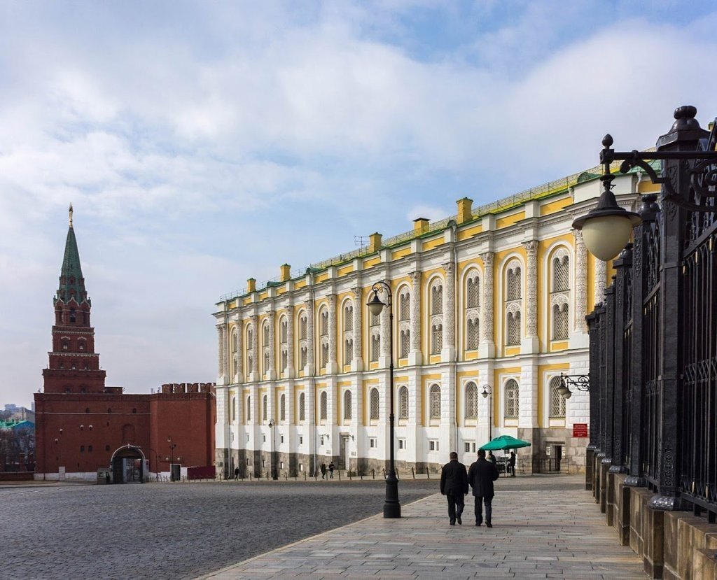 Фото алмазного фонда московского кремля