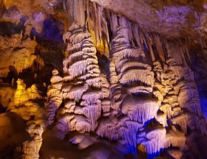Сталактитовая пещера Сорек
