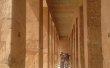 Фото Храм Дейр-эль-Бахри 4