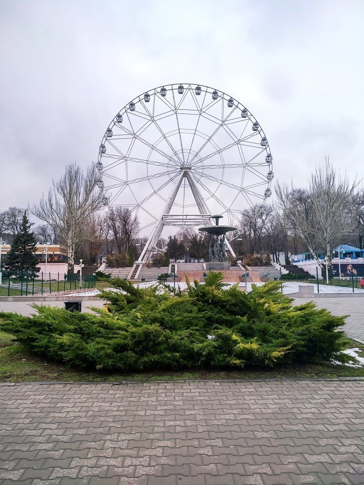 Колесо обозрения ростов на дону