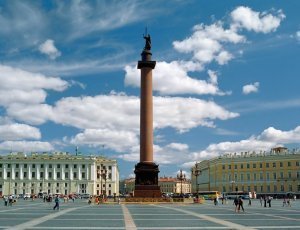 Фото Александровская колонна на дворцовой площади