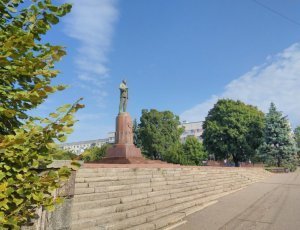 Памятник М.И. Калинину