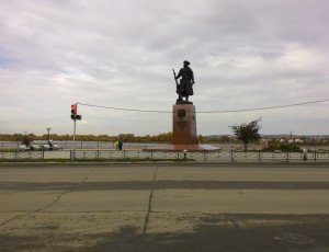 Памятник основателям Иркутска