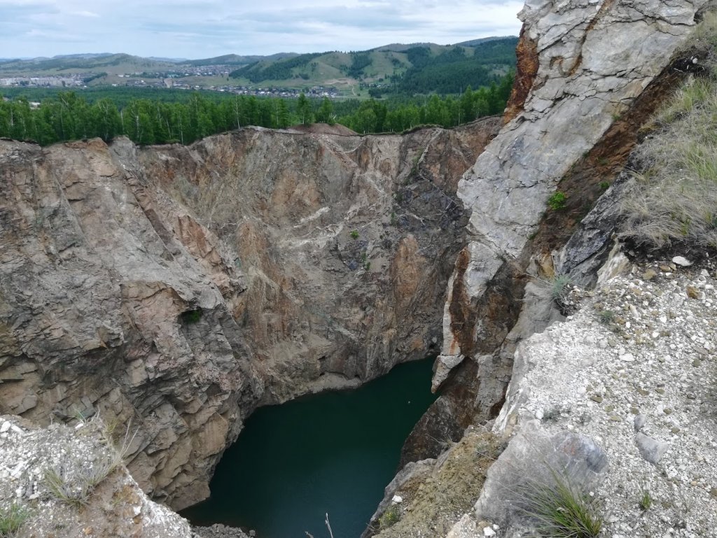 Ущелье в Хакасии