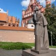 Фото Памятник Адаму Мицкевичу в Вильнюсе 7