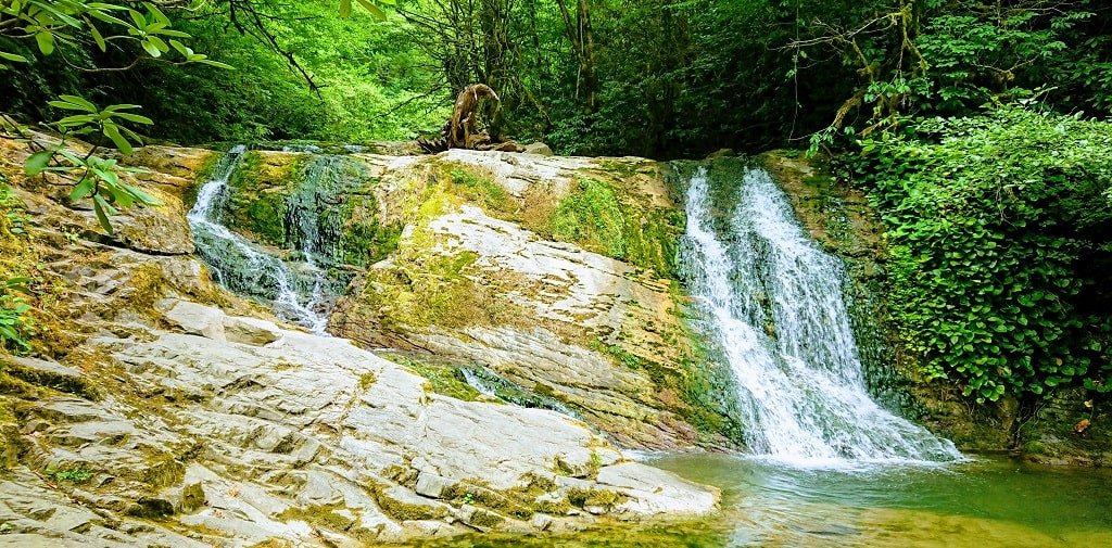 Водопады сочинского парка