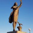 Фото Памятник женщине, ждущей своего моряка 9