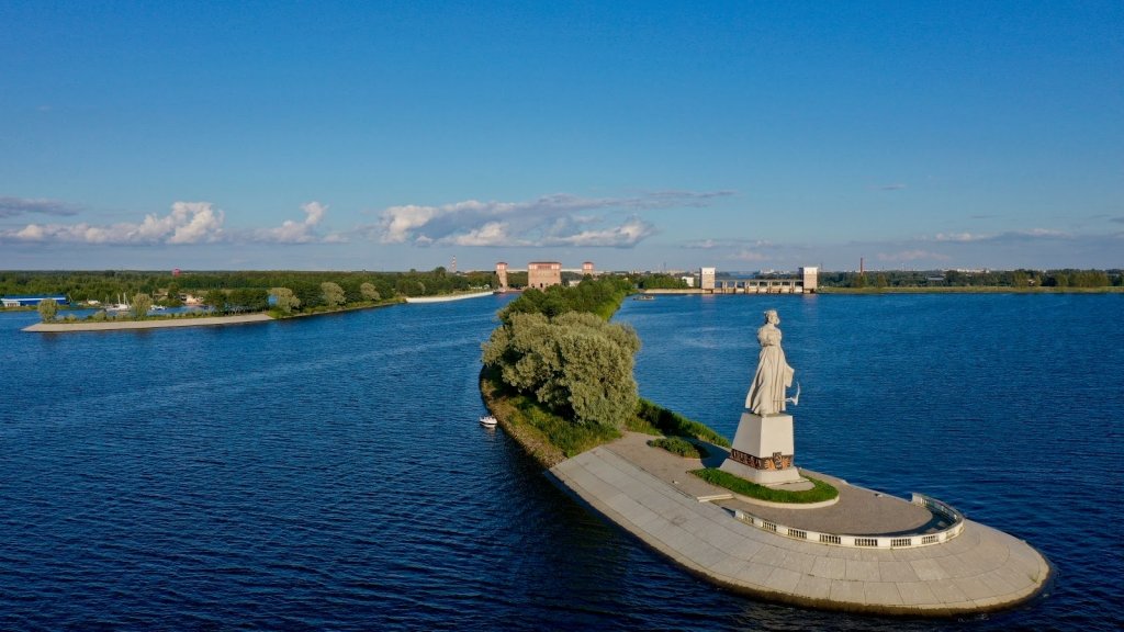 Монумент Мать-Волга в Рыбинске (Россия) с фото и отзывами